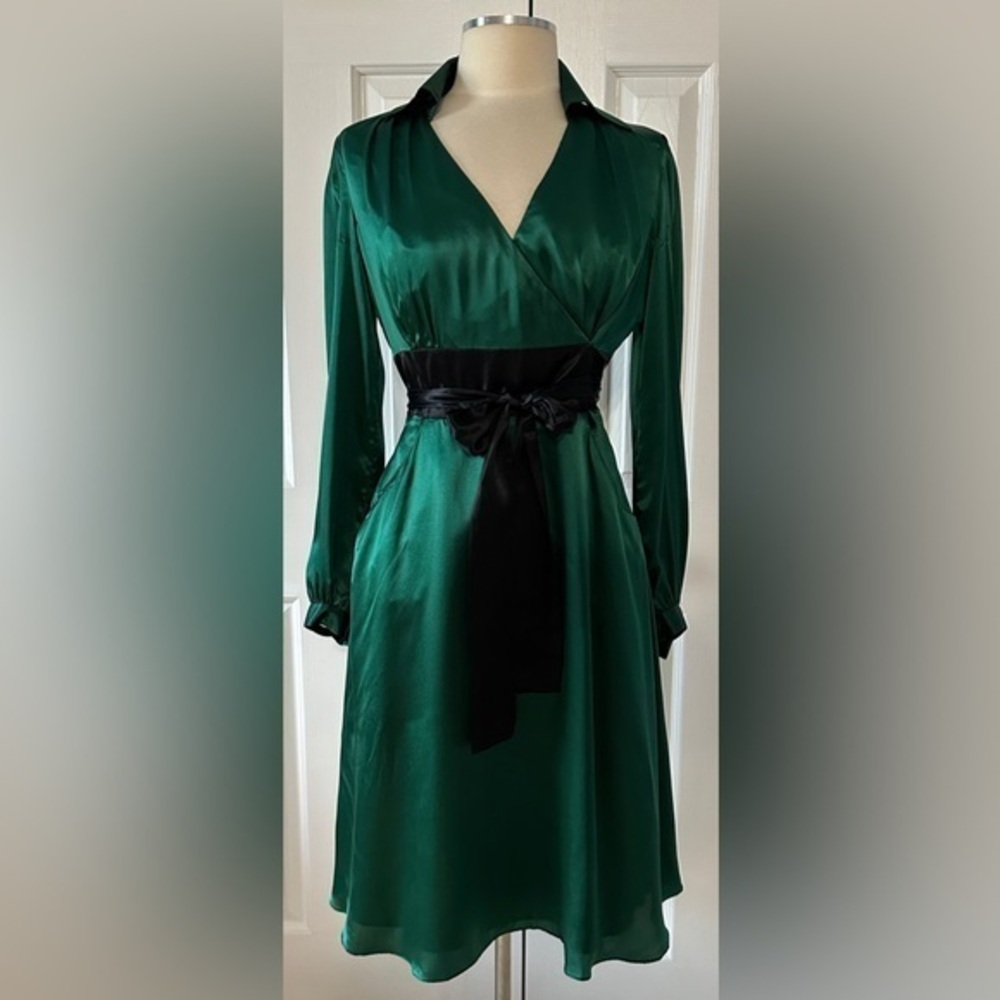 Michele Michelle Emerald Green 100% Silk Dress with Black Sash Belt – Size 8
